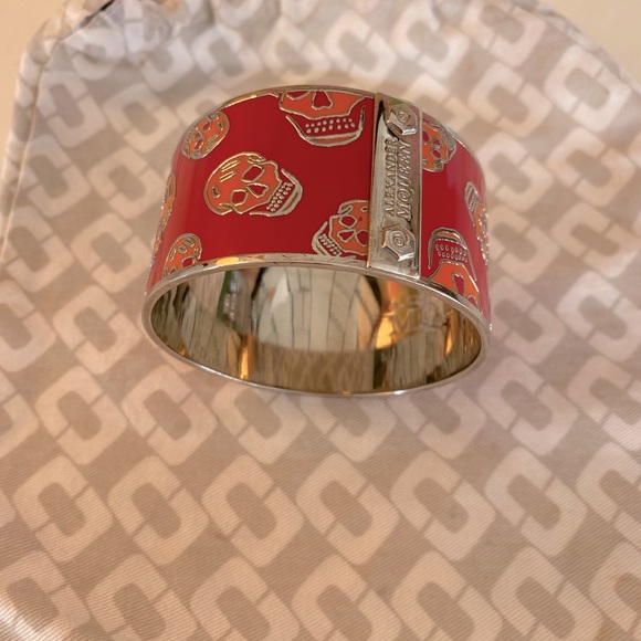 Alexander McQueen Red ☠️ Skull Bangle Bracelet - Picture 7 of 16